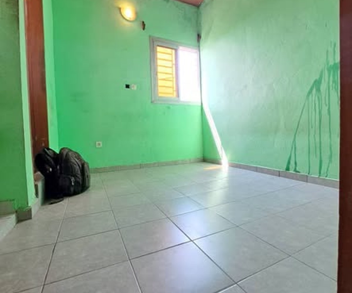 Chambre à louer à Logbessou