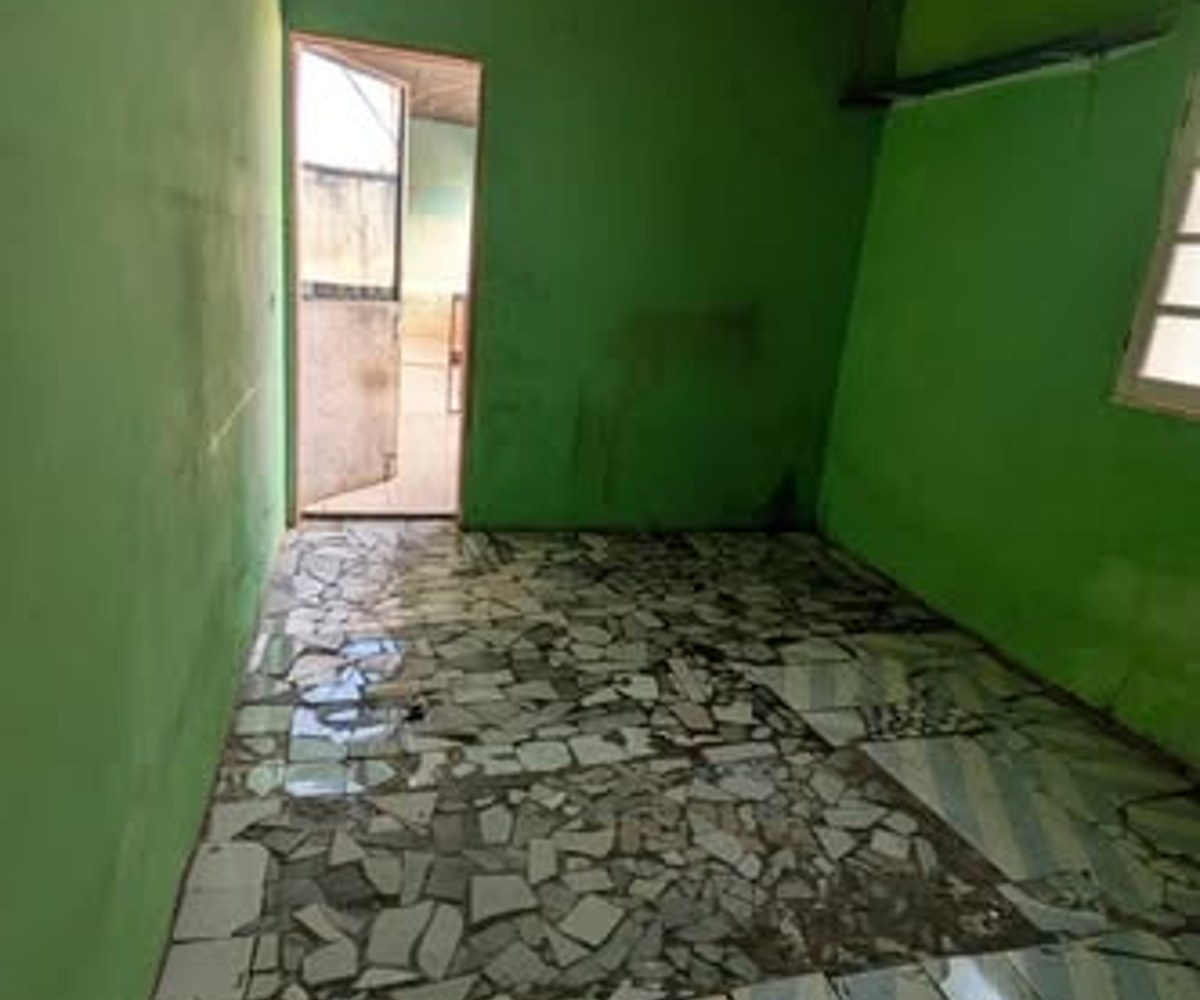 Chambre simple à louer - Messassi, Yaoundé