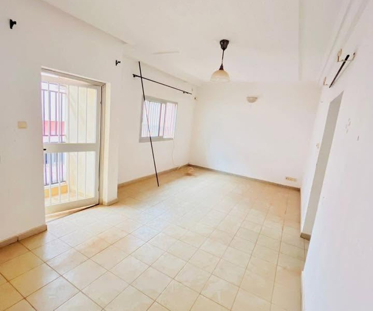 Studio moderne à louer - Biyem Assi Jouvence
