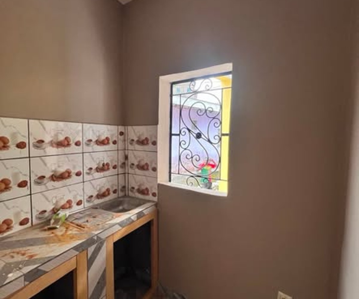 Studio moderne à louer à Deido
