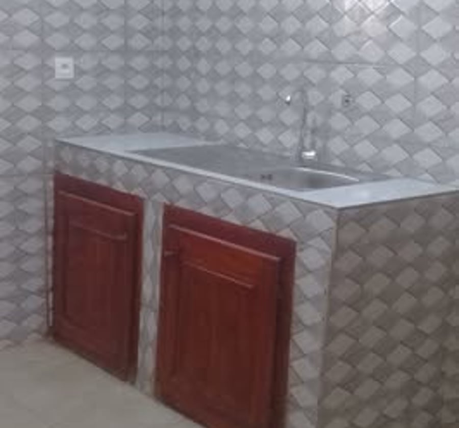 Appartement 2 chambres à Ndogbassi 14ème