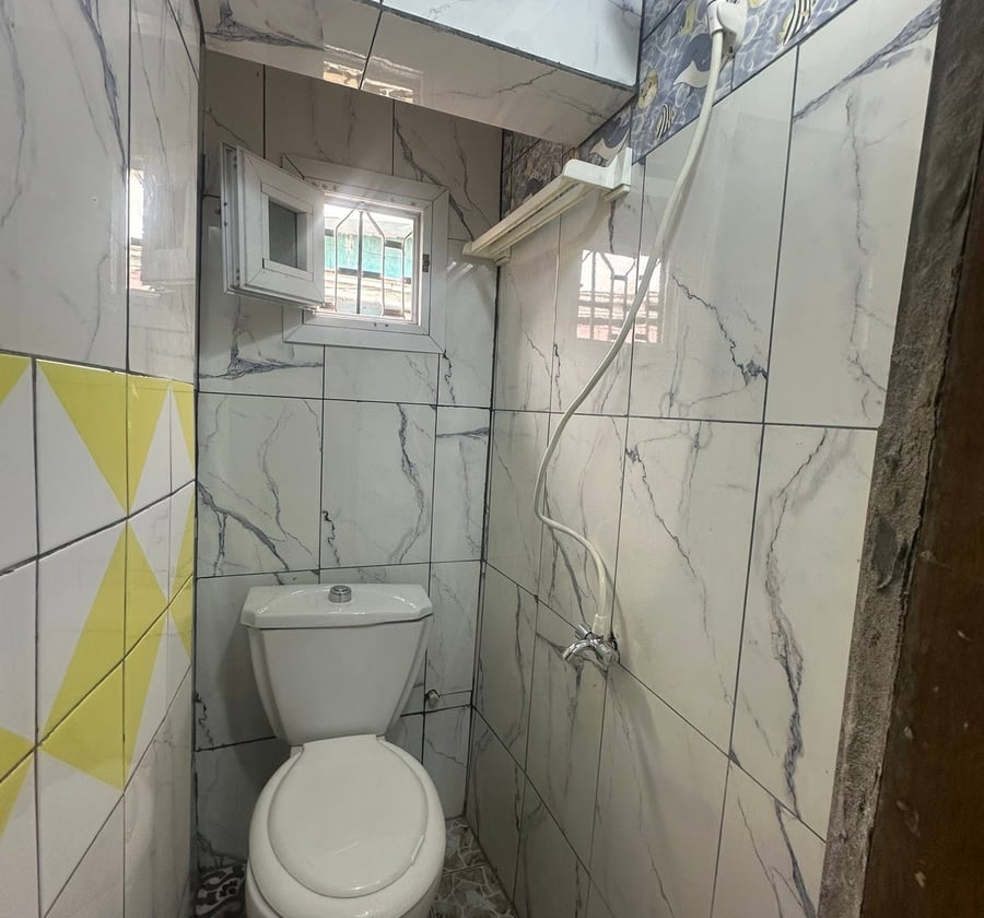 Chambre moderne à louer - Makepe Missoké