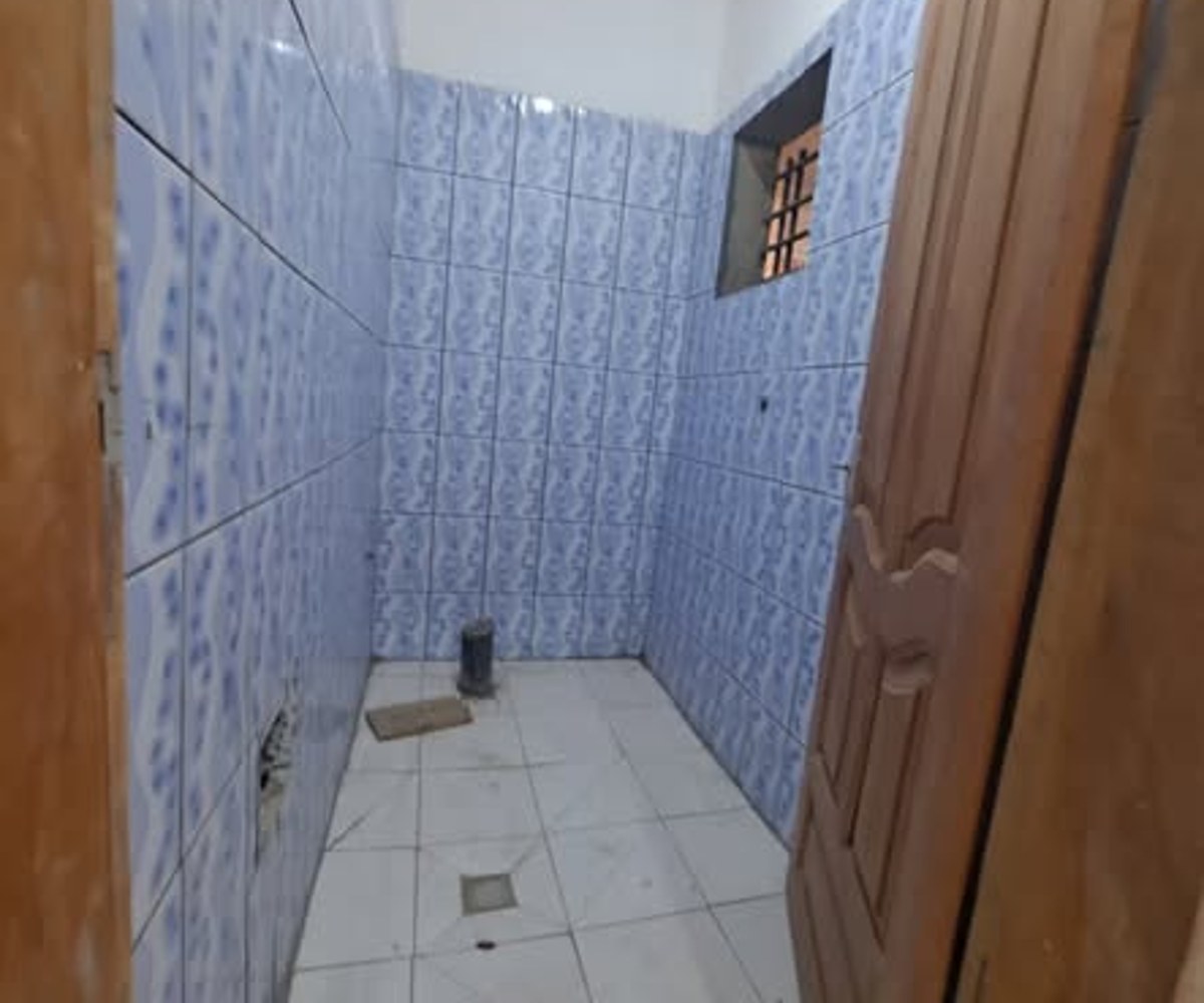 Appartement moderne nouvellement construit à louer – Ngousso