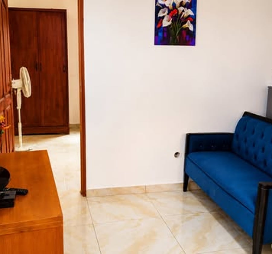 Mini studio prestige à Biyem-Assi