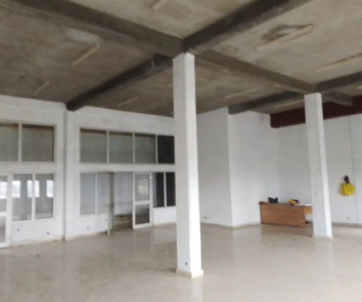 Bureaux Open space à louer - Elig-Essono, Yaoundé