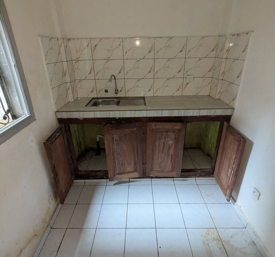 Studio moderne 4 pièces à Japoma