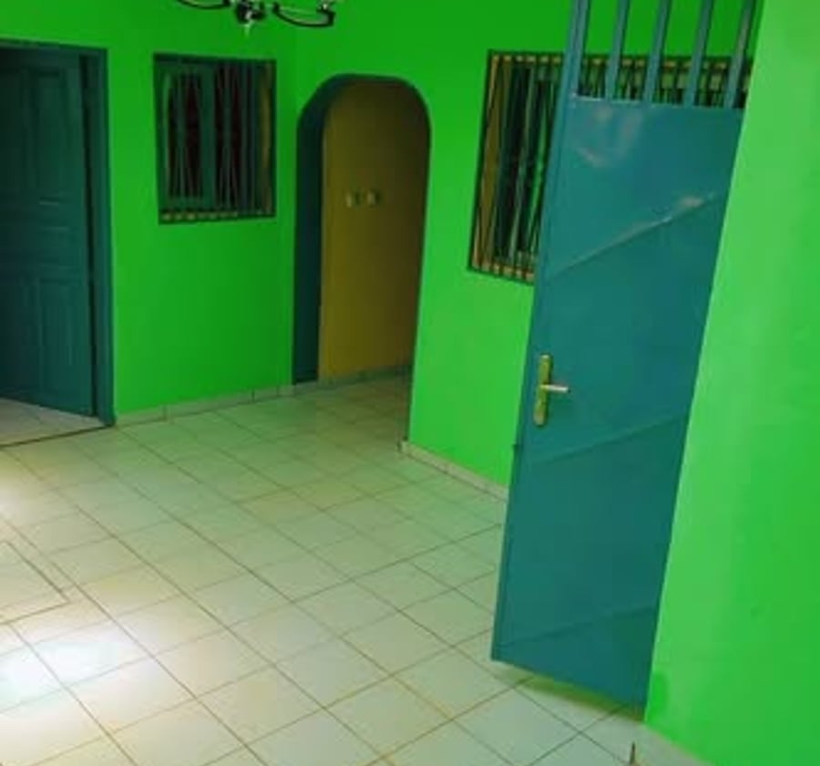 Maison à louer à Obili - 3 chambres