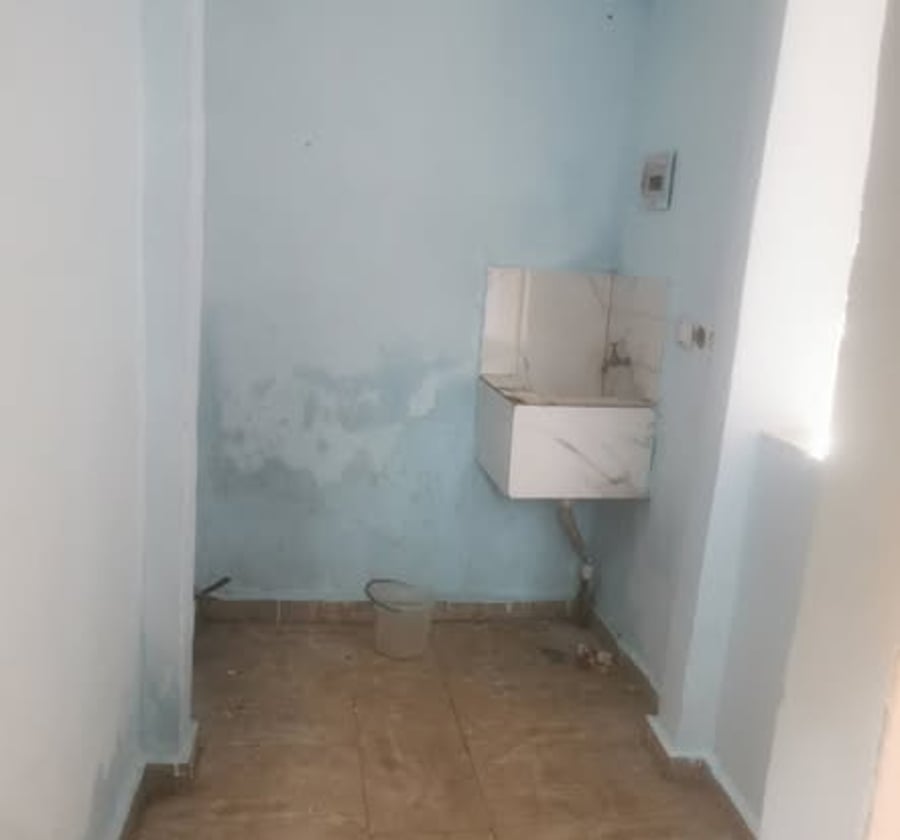 Grande chambre moderne - Mbankolo