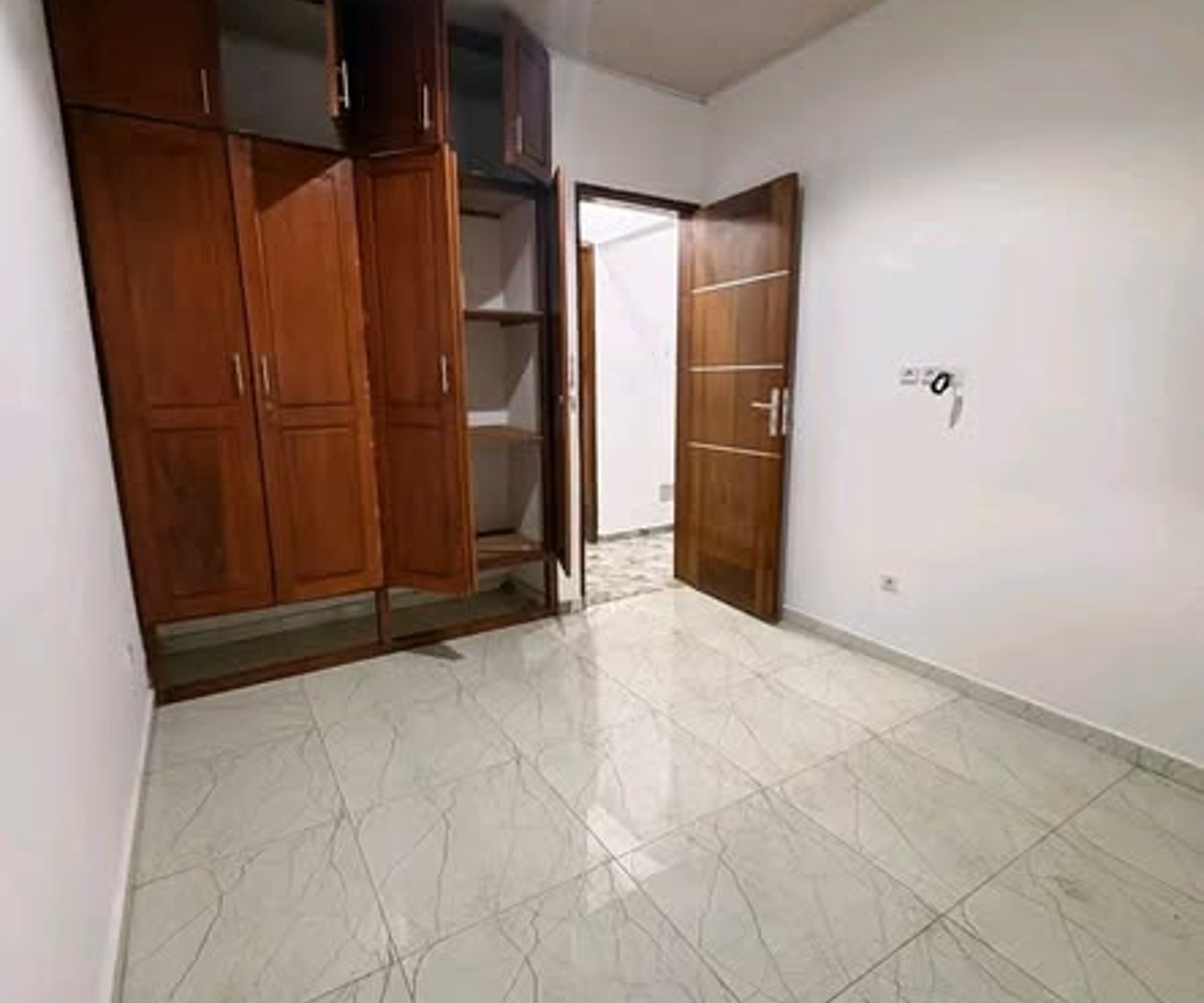 Appartement moderne à louer à Nkomo