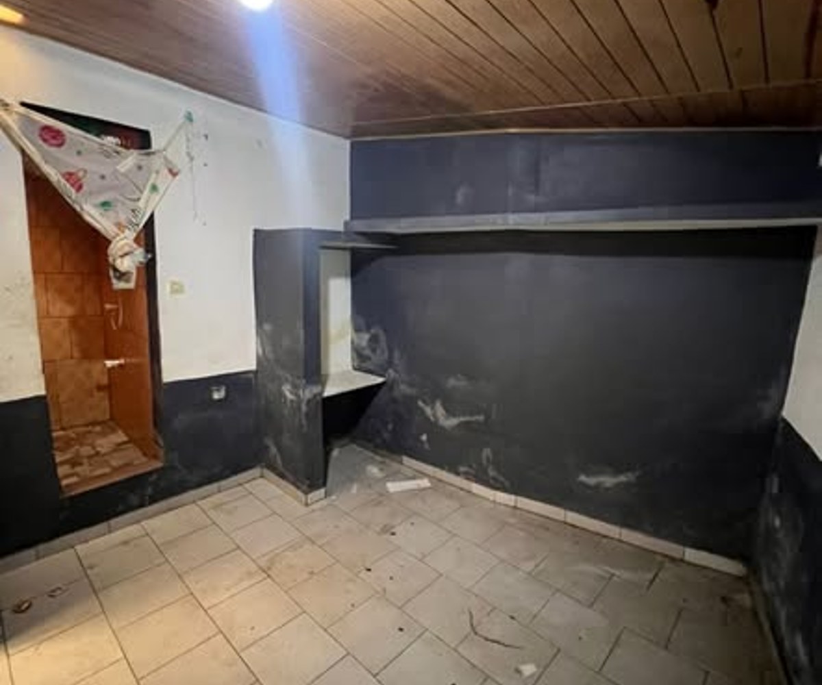 Chambre moderne à louer - École de Poste, Yaoundé