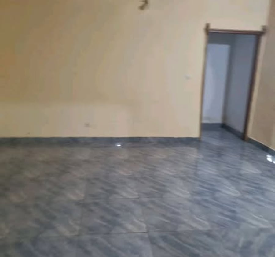 Studio moderne à louer - Awae Escalier