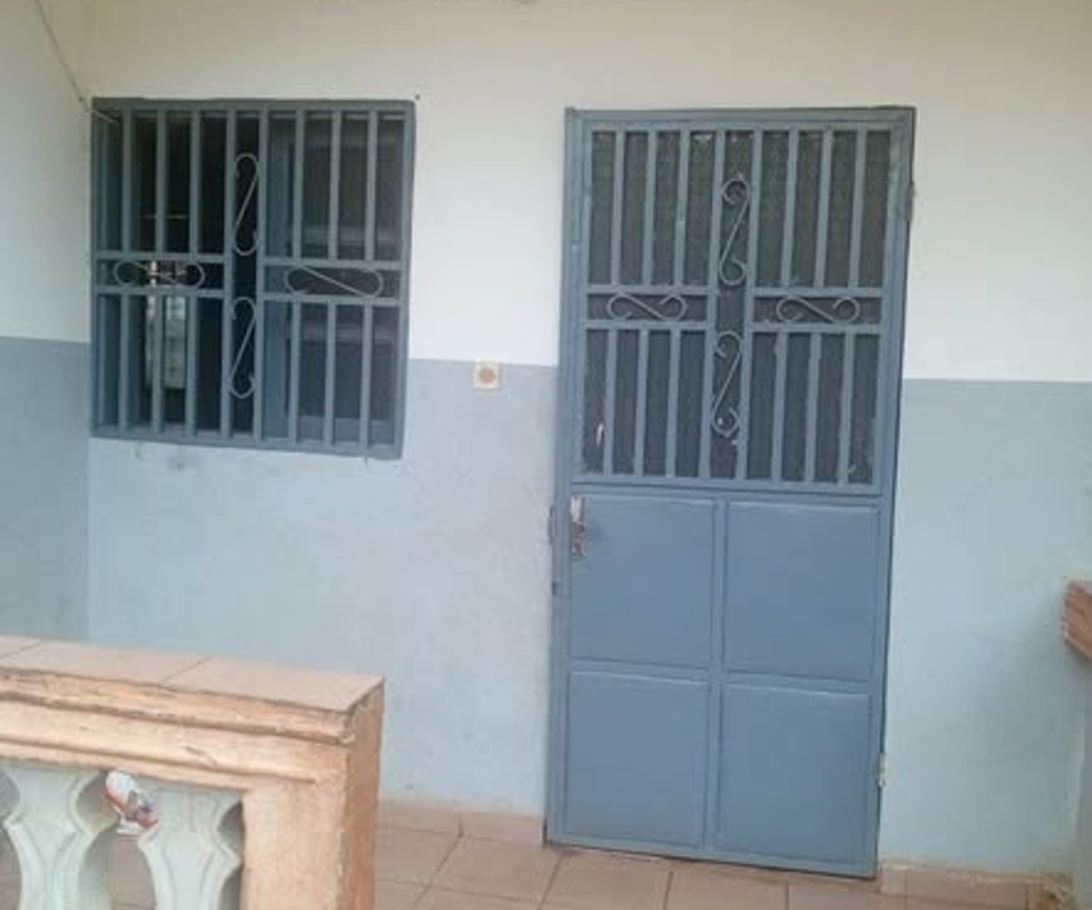 Studio moderne à louer - Nkolmesseng, Yaoundé