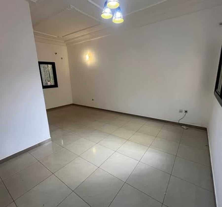 Appartement à louer à Mendong