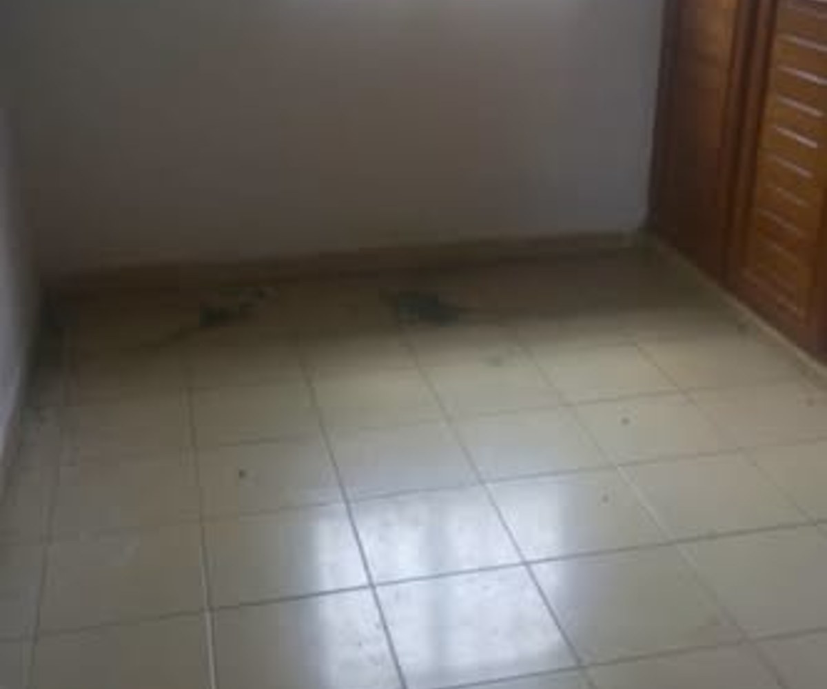 Villa 5 chambres à louer - Awae, Yaoundé
