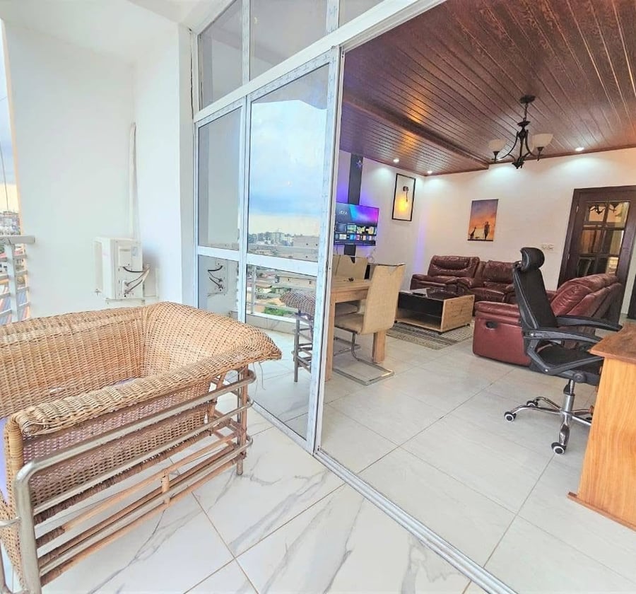 Chambres et studios meublés à Bastos – Yaoundé