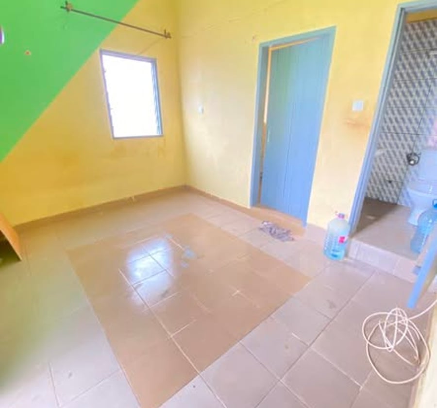 Chambre moderne à louer à TKC