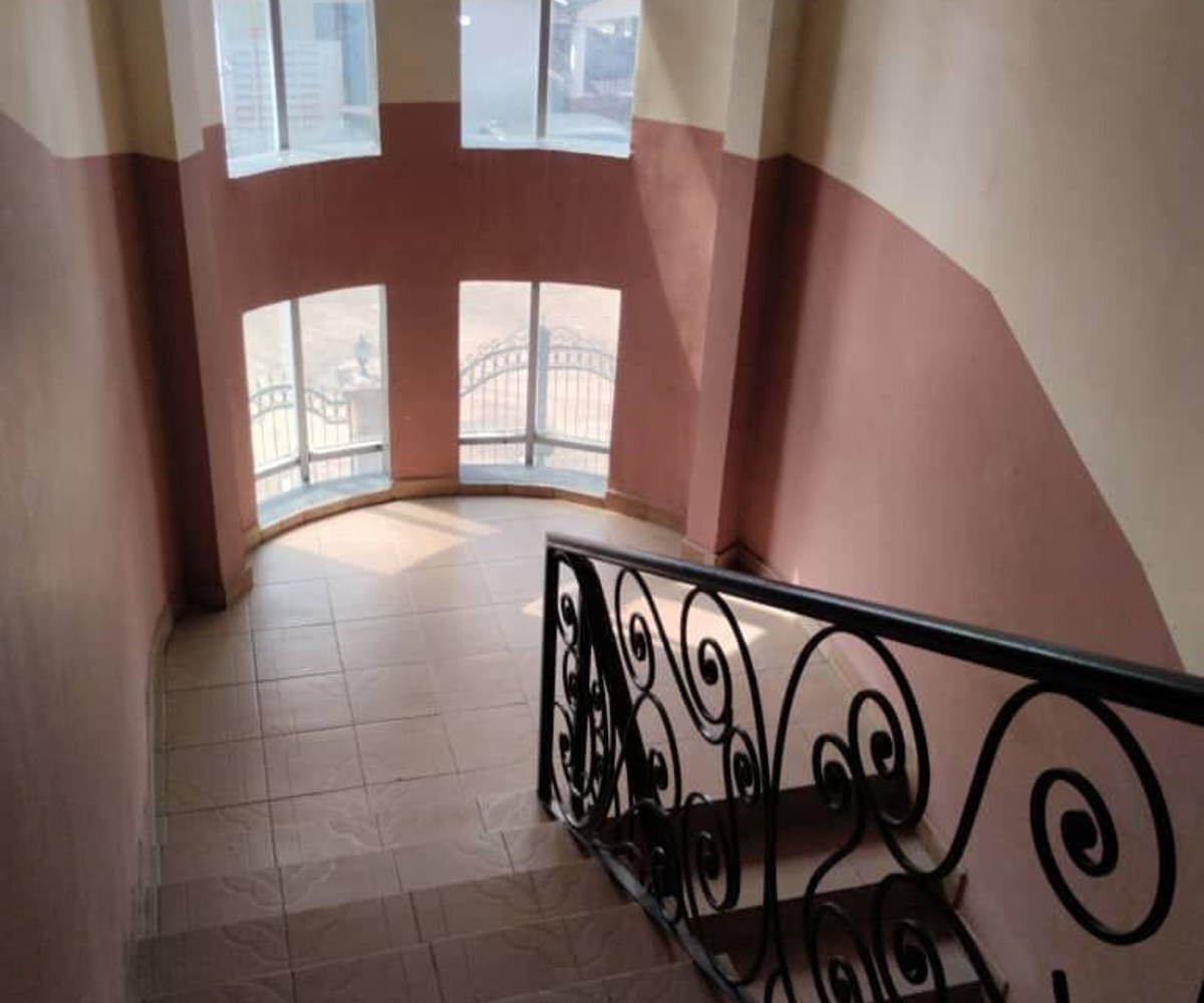 Appartement haut standing à louer Akwa Nord