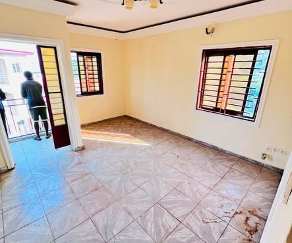 Studio moderne à louer à Nkozoa