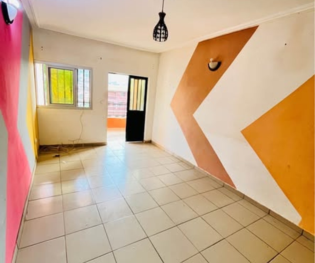 Appartement moderne 2 chambres à TKC