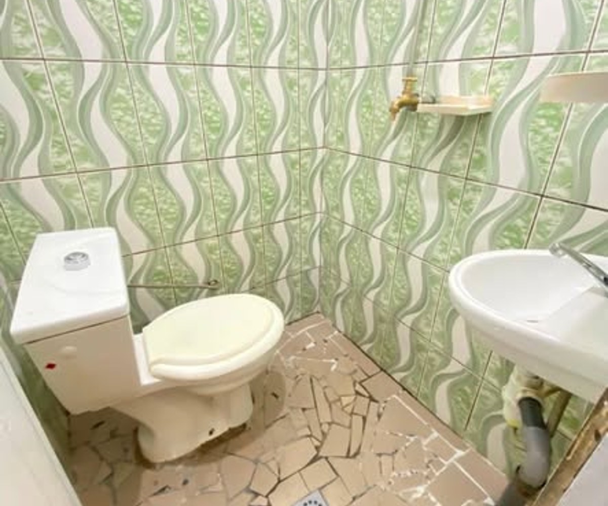 Vaste chambre moderne à louer - Biyemassi
