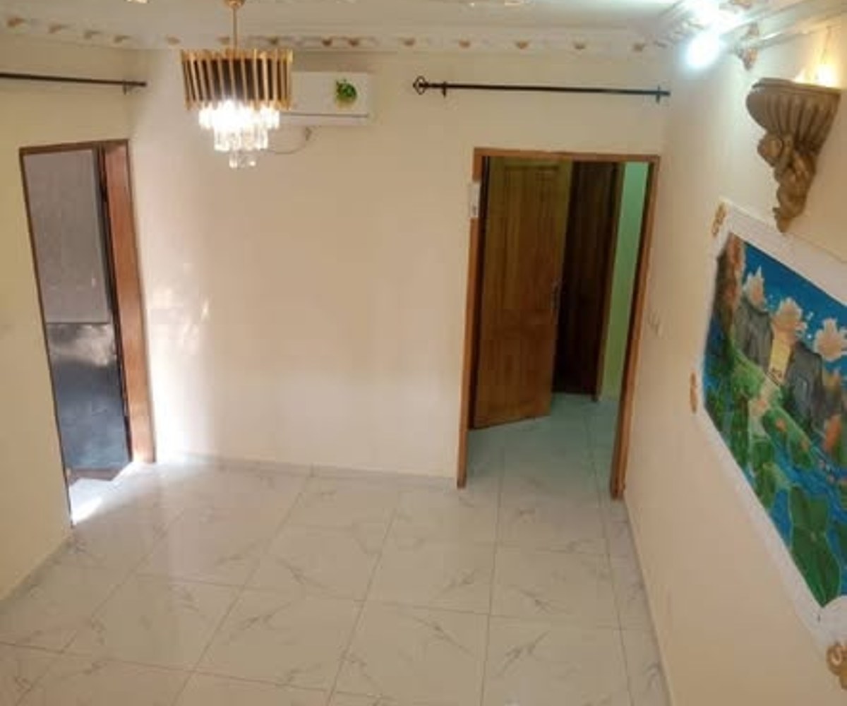 Appartement climatisé à louer à Kondengui