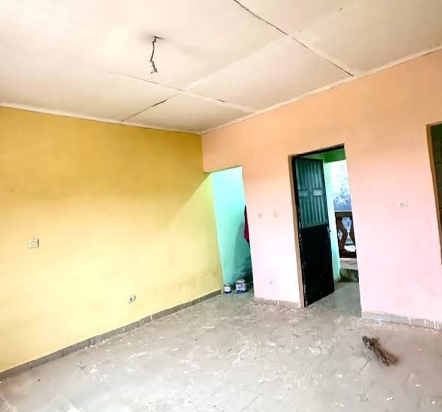 Chambre moderne avec douche et cuisine - Nsam Yaoundé