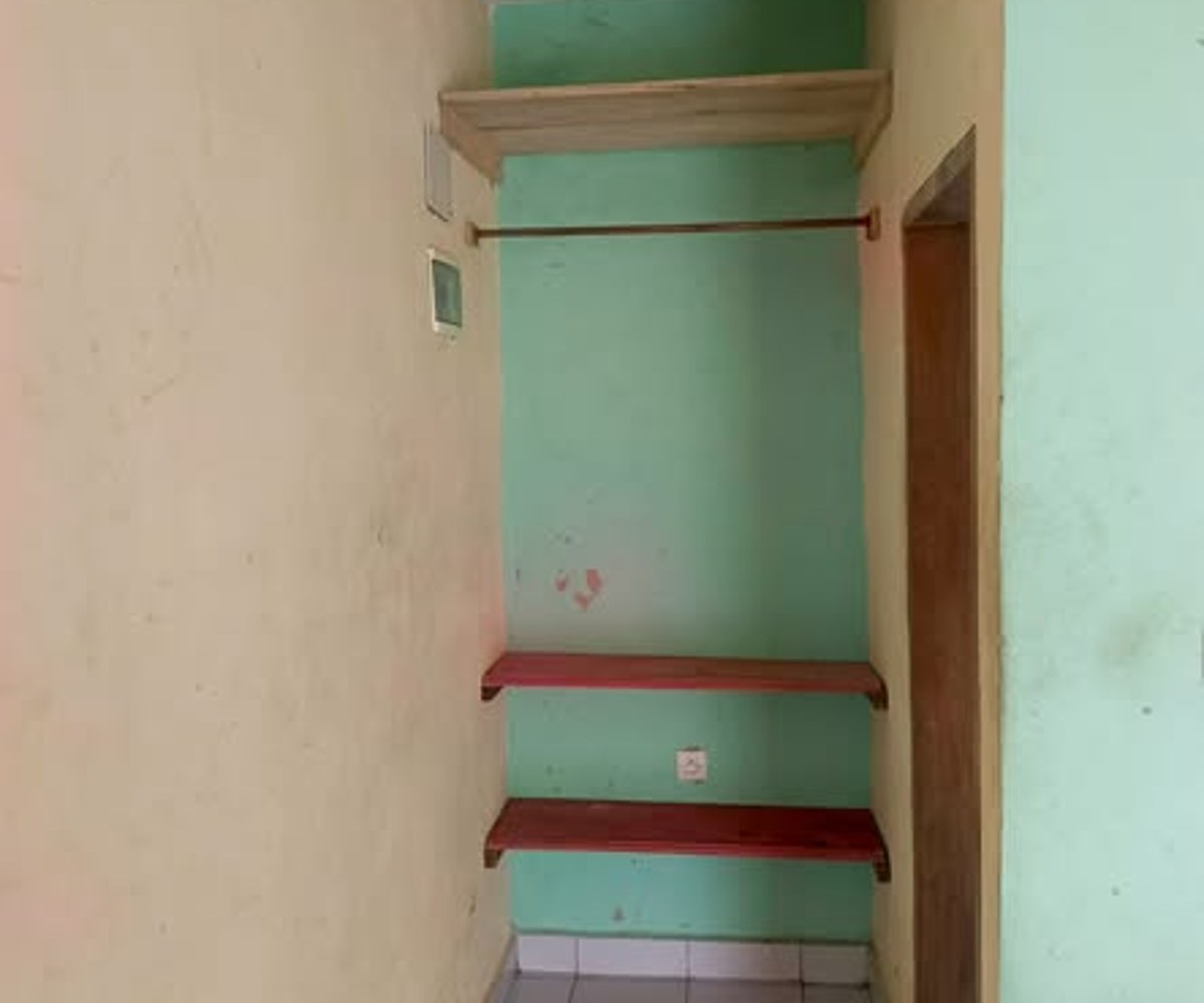 Chambre moderne à louer à Tsinga Village