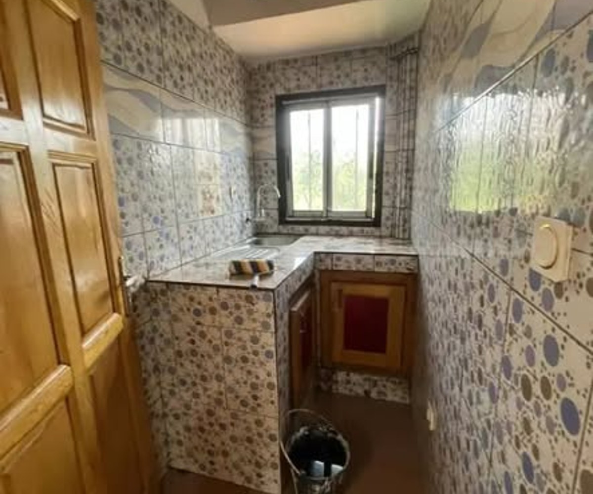 Studio moderne propre à louer à Ngousso