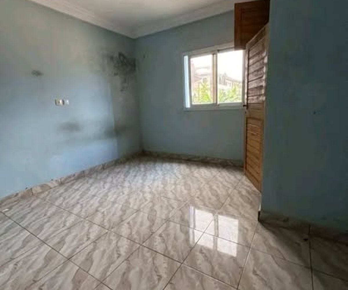 Vaste et magnifique appartement à louer à Kotto