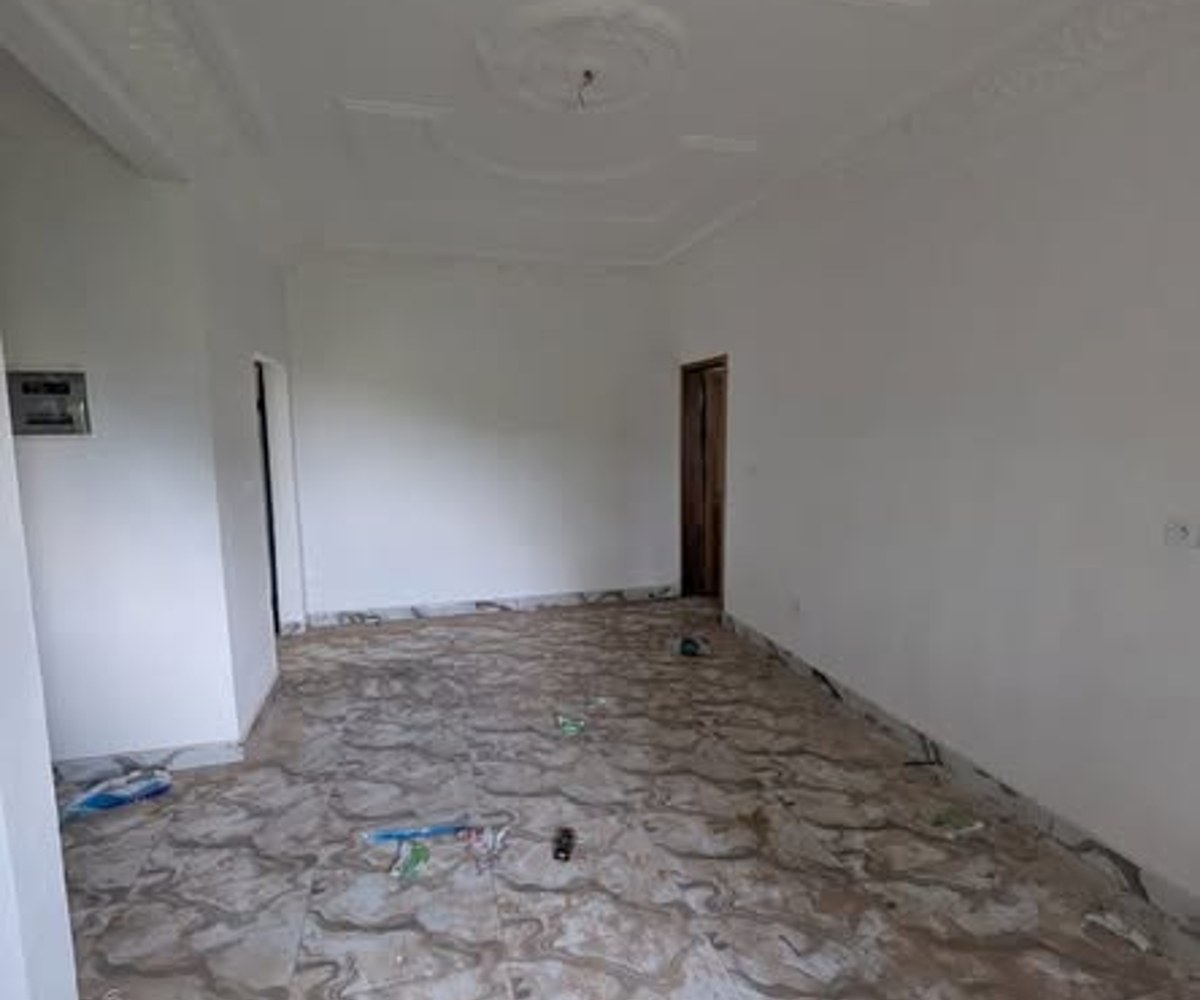 Studio moderne à louer à Fourgerol