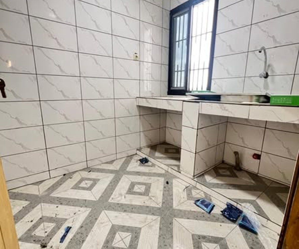 Studio moderne à Logpom, Douala