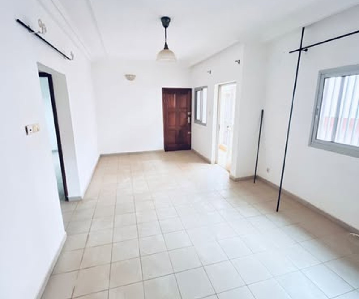 Studio moderne à Biyem Assi Jouvence