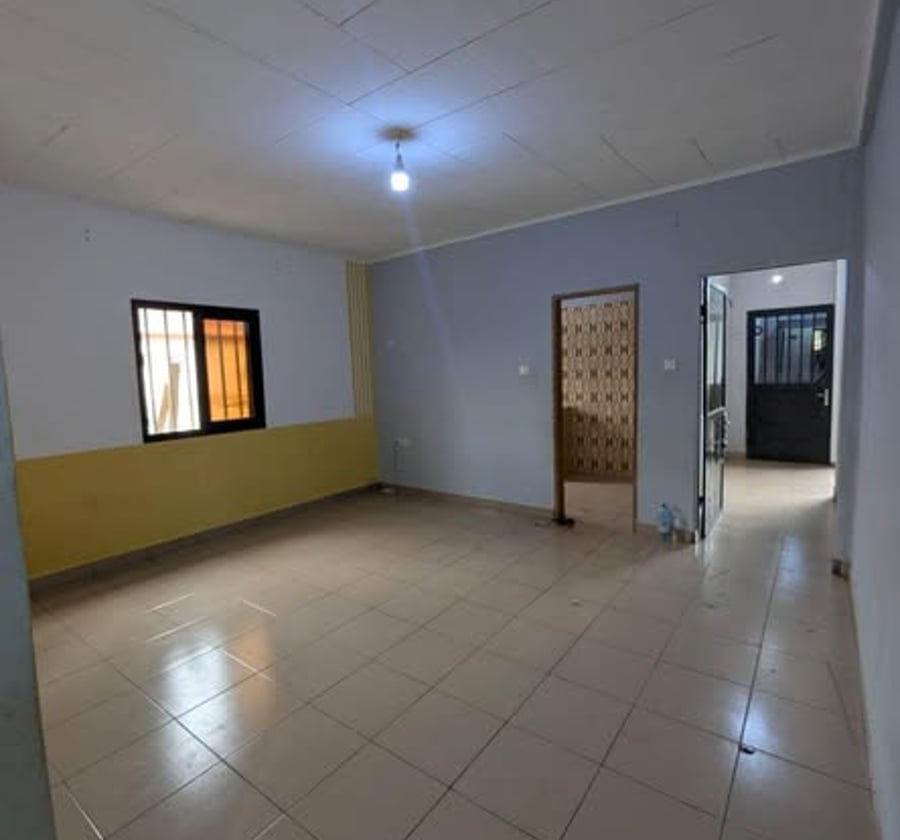 Studio moderne à louer à Obobogo