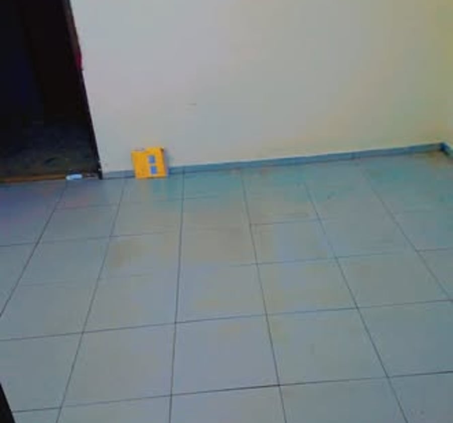 Grande chambre moderne à louer à Yaoundé École de Police