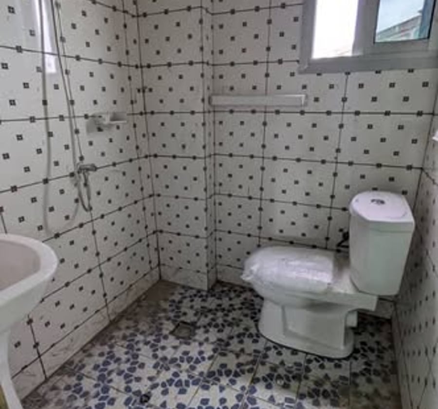 Chambre moderne à louer - Messassi, Yaoundé