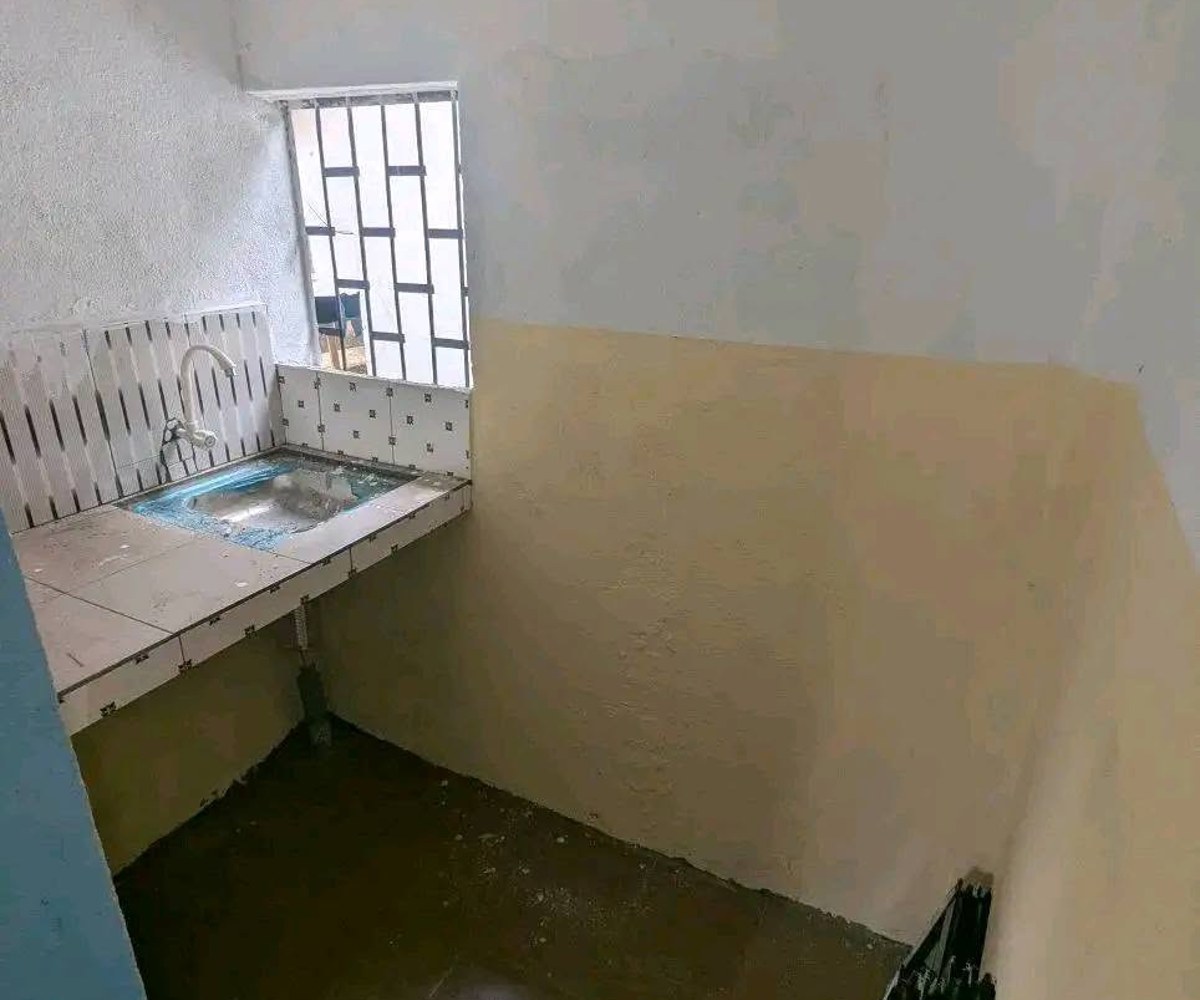 Chambre à louer Logbaba