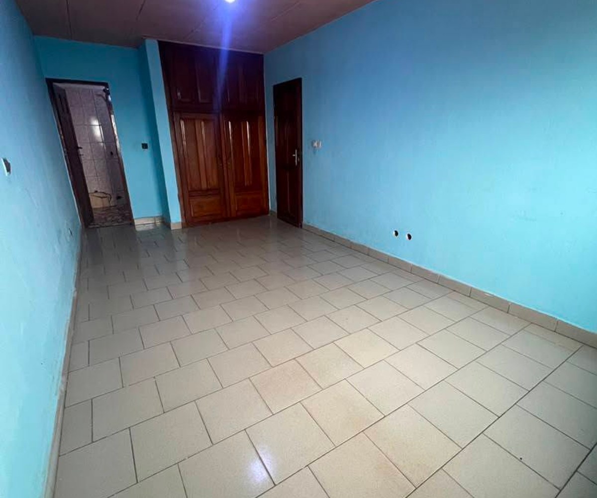 Appartement moderne à louer à Étoug-Ébé