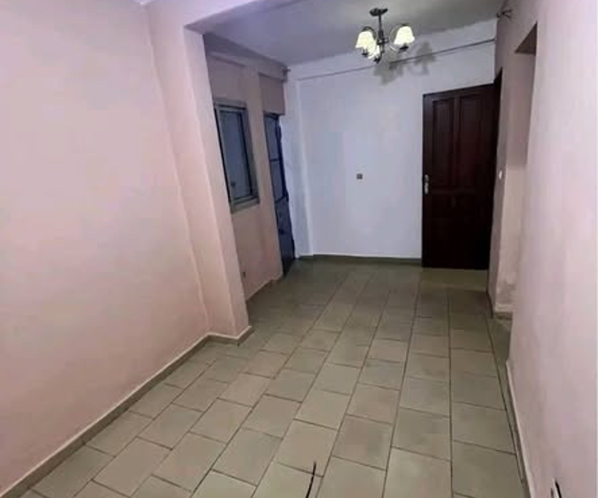 Studio staffé à Ndogbong, Douala – Commissariat 10e