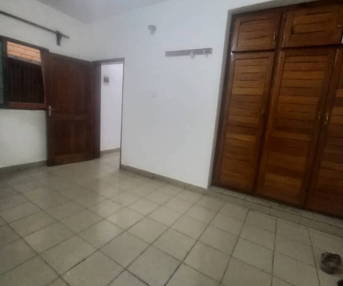 Studio moderne staffé - Ndogbong