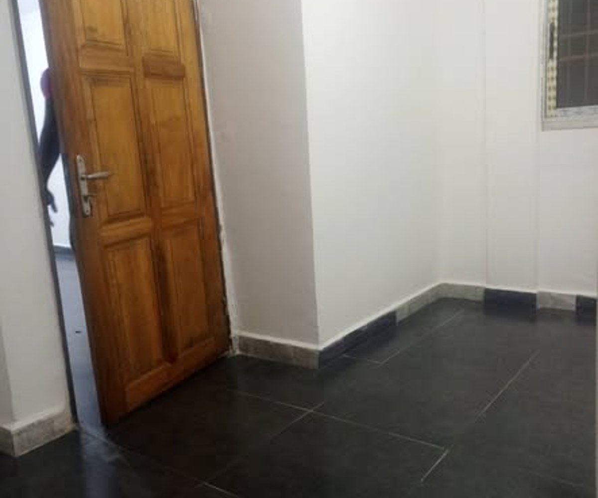 Studio moderne à louer à Ndogpassi II