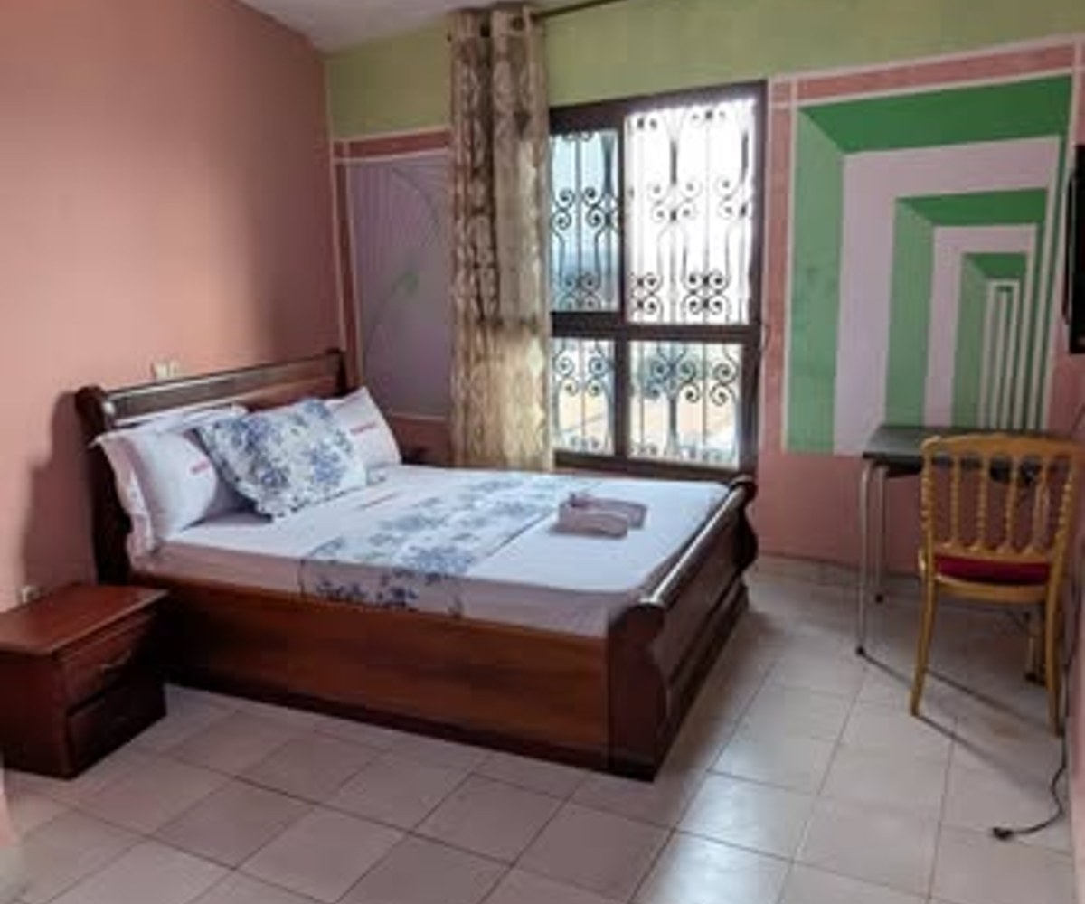 Chambres meublées en résidence hôtelière à Nsimeyong