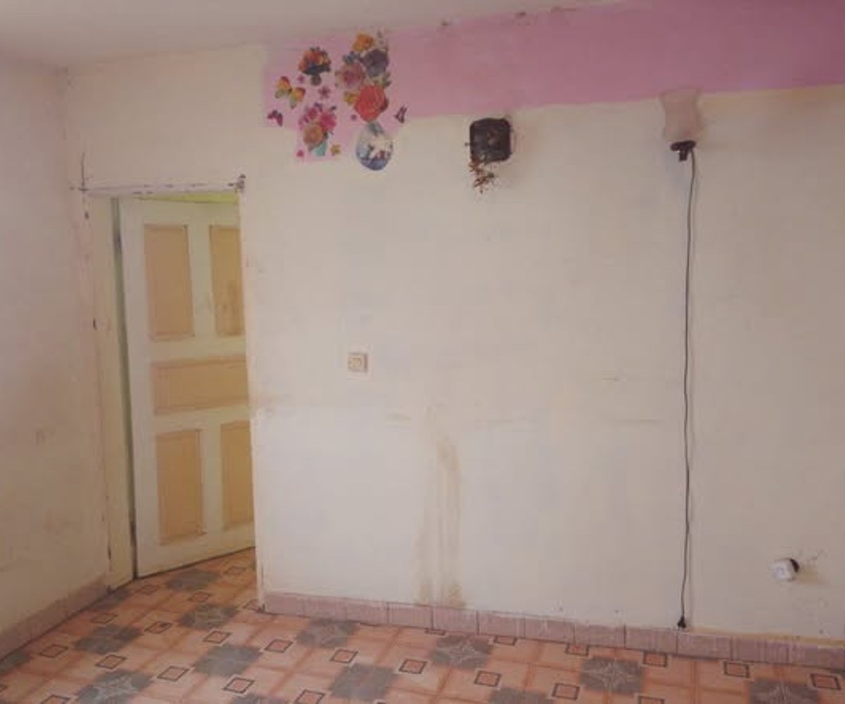 Studio simple à Mimboman Château