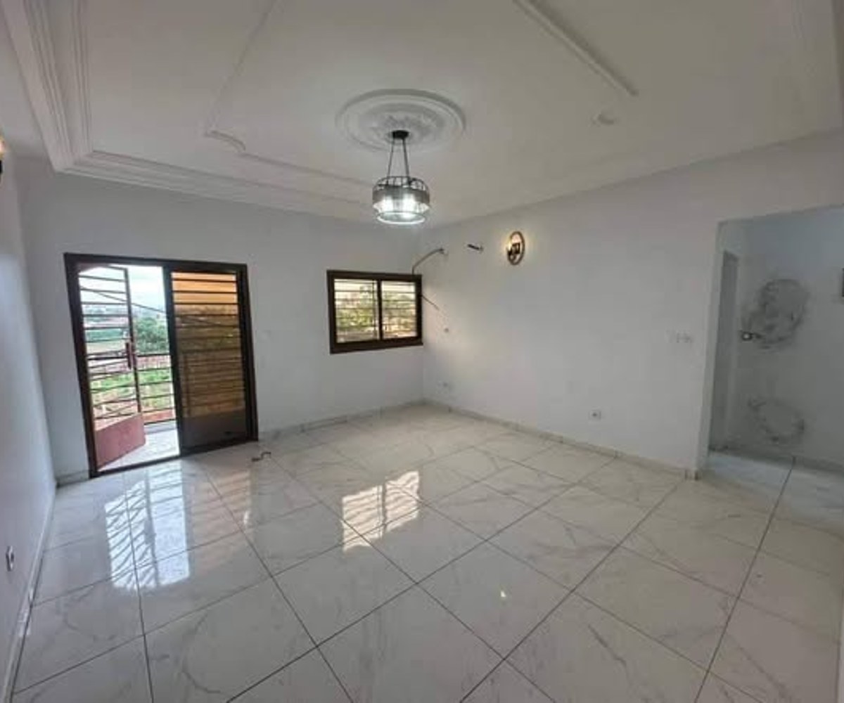 Appartement moderne à louer - Etoa-Meki, Yaoundé