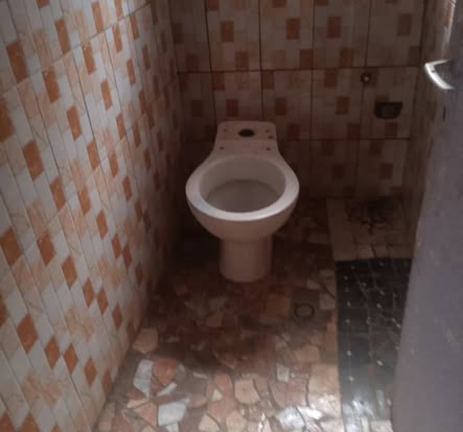 Appartement moderne à louer à Douala Logbaba Carrière