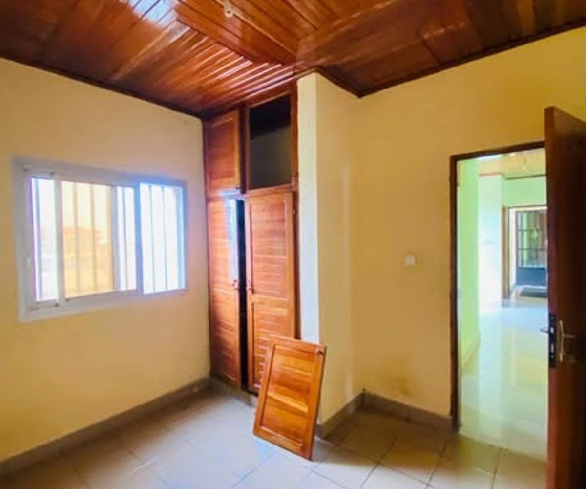 Appartement 2 chambres à Logbessou