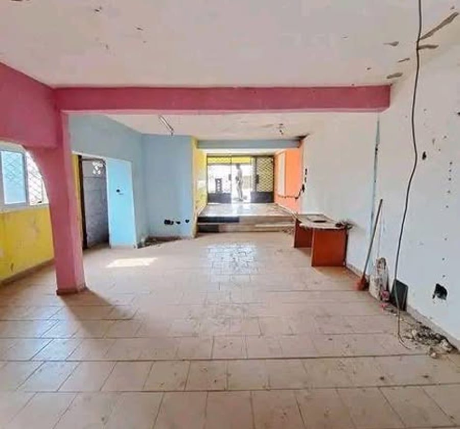 Vaste salle à louer - Logbessou