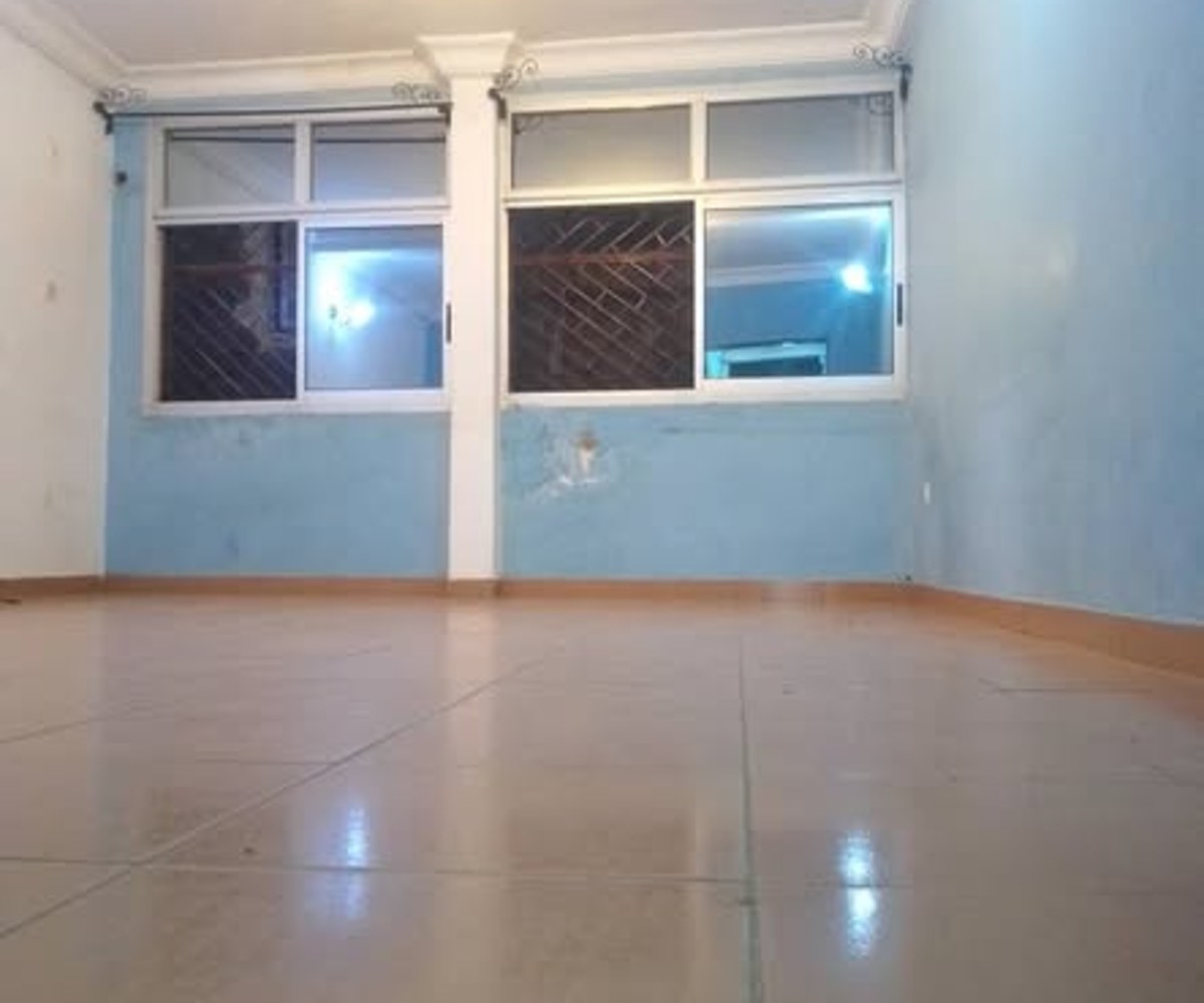 2 appartements à louer à Akwa Nord