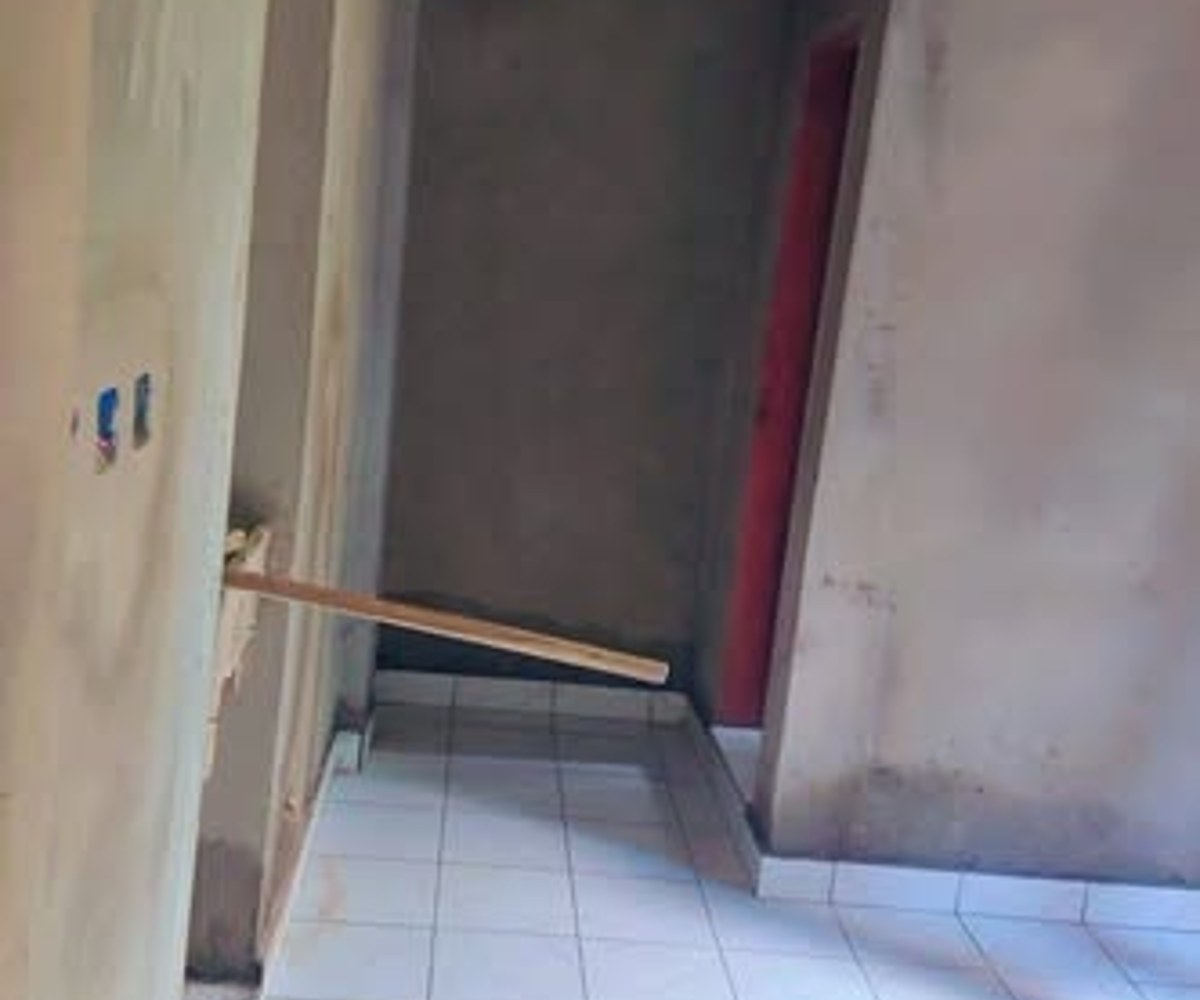 Chambre moderne à louer à Odza