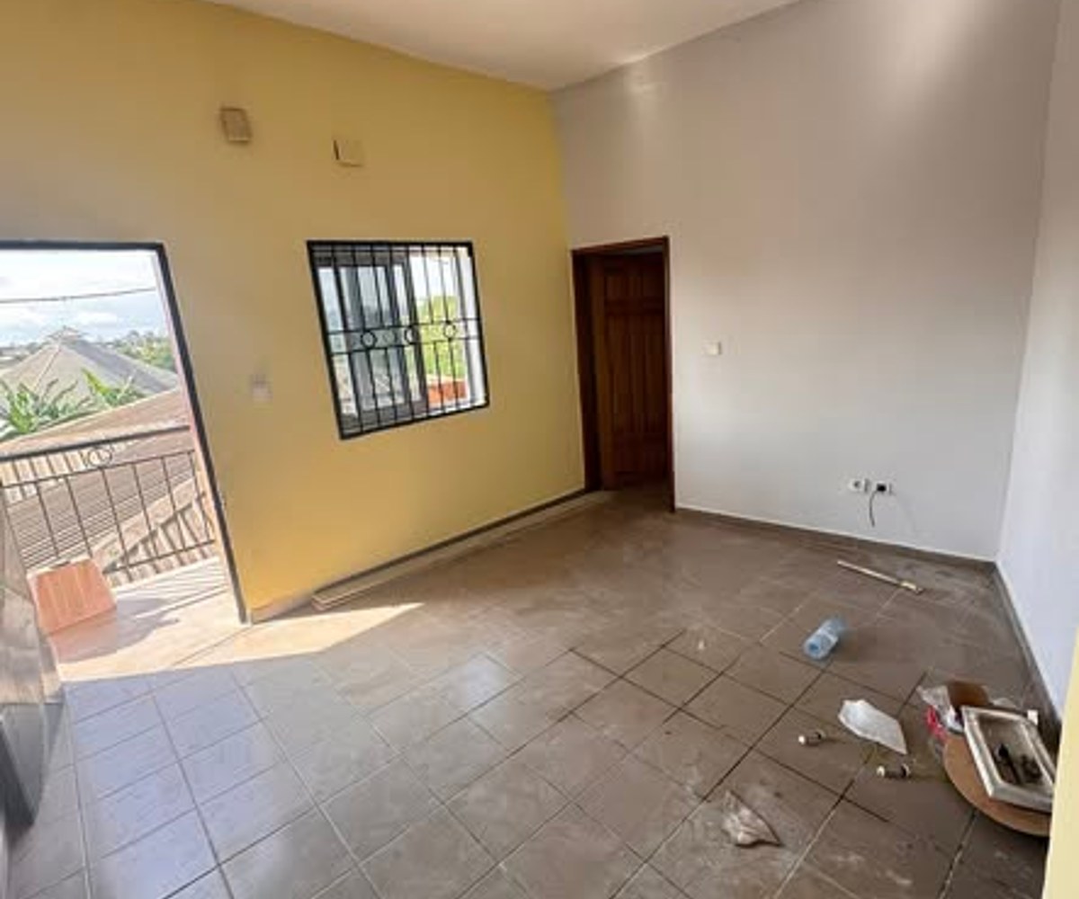 Studio moderne à louer aux PK13 Douala