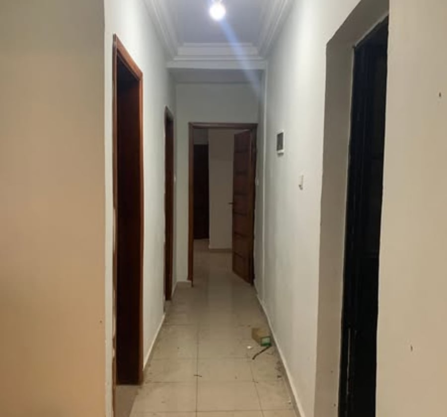 Studio moderne à louer - Makepe, Douala